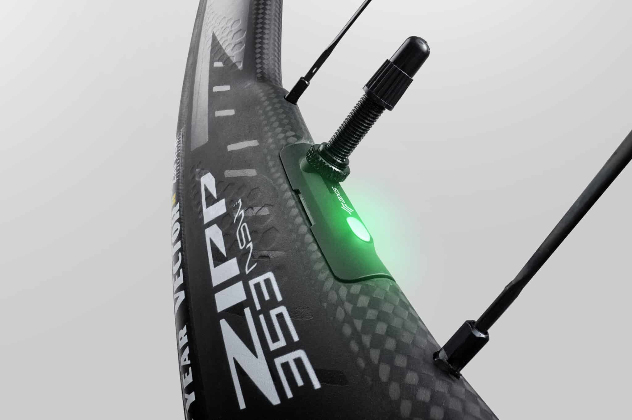 Top Vélo | Zipp 303SW Capteur Pression Jante scaled