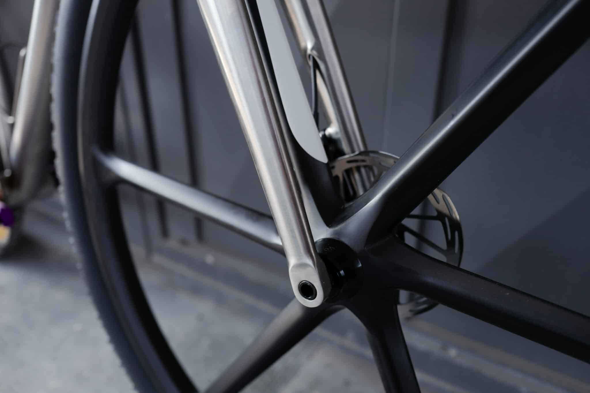 Top Vélo | CHIRU VELDT 3222 2026 Fourche scaled