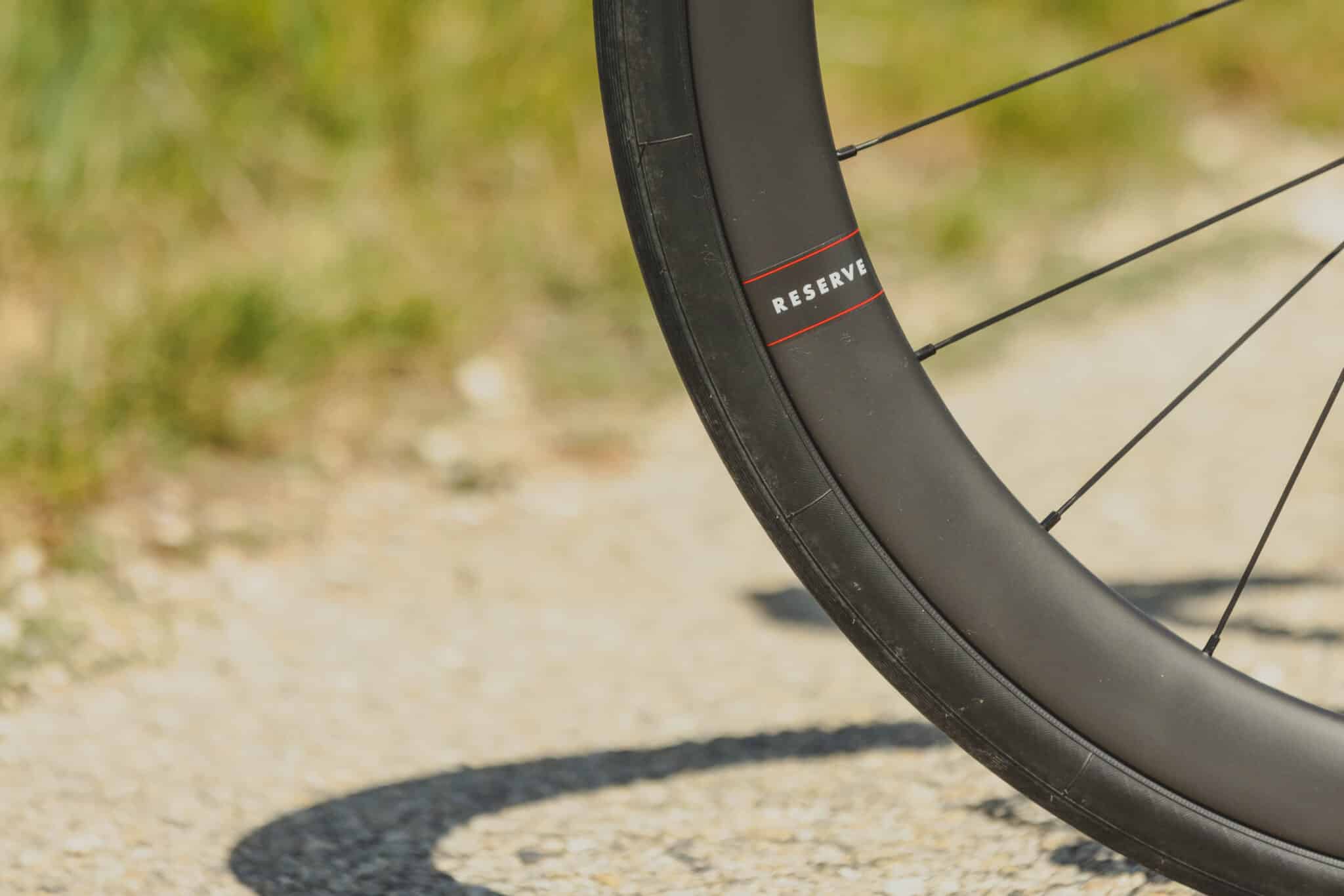 Top Vélo | Cervelo Caledonia 2026 Roue AR scaled