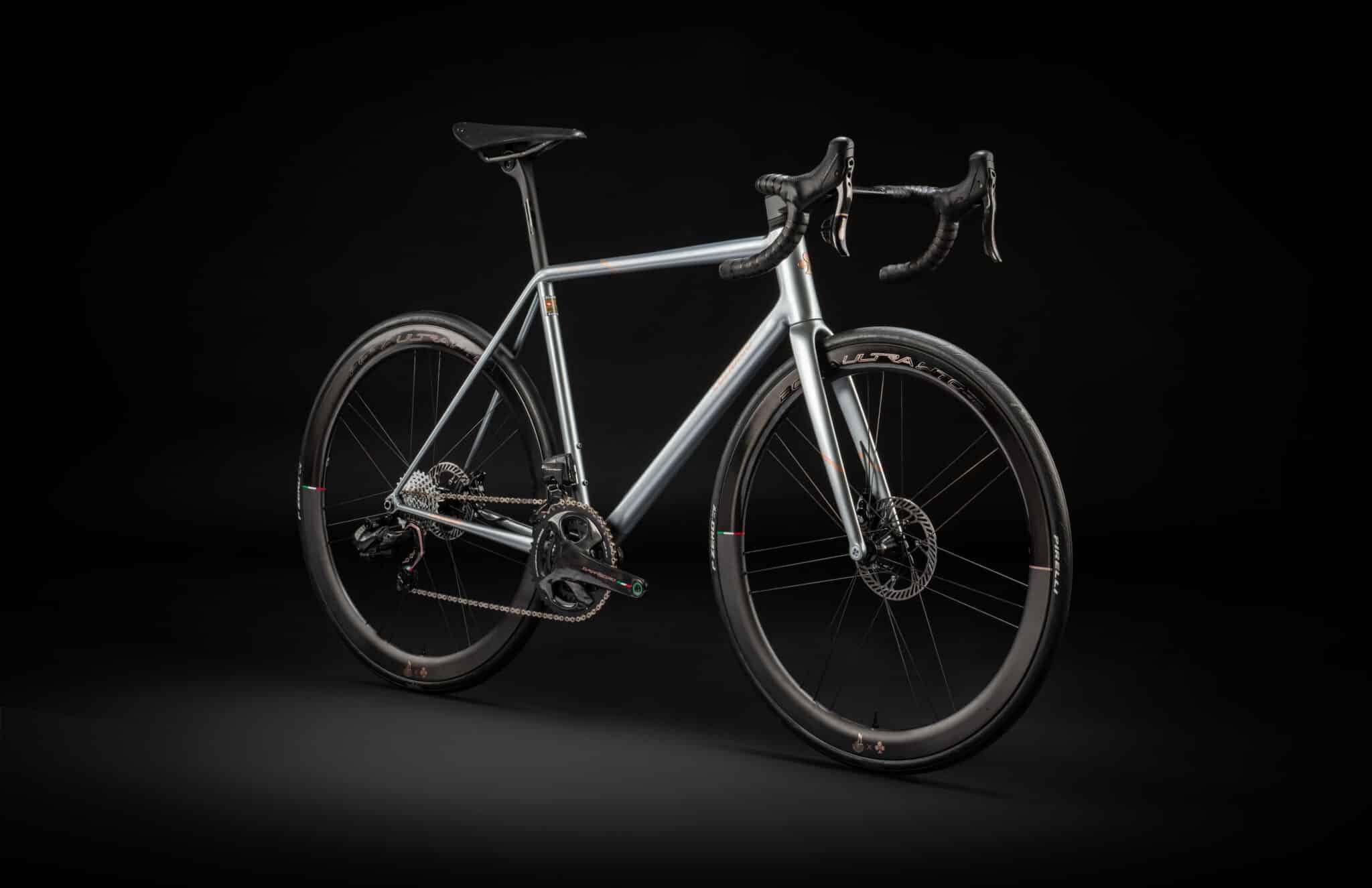 Top Vélo | Colnago Steelnovo Compasso dOro 2026 Perspective scaled