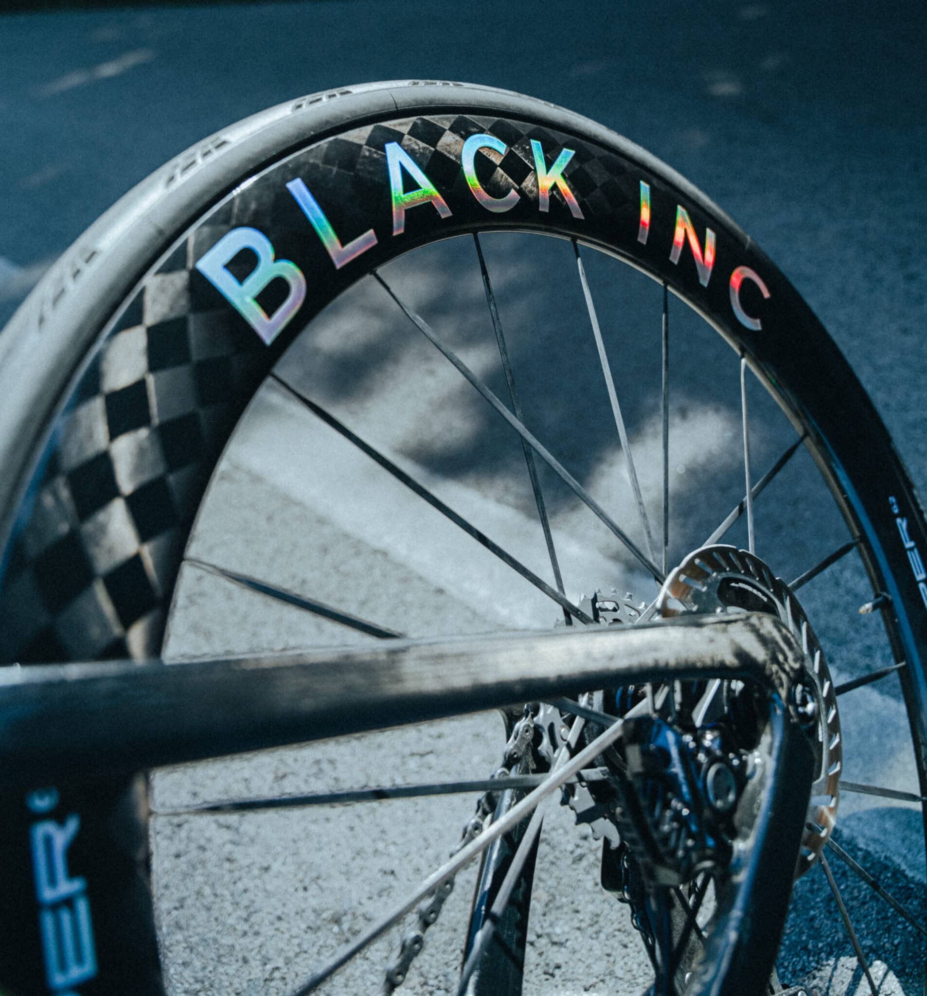 Top Vélo | Black Inc Hyper 62 2026 Marquage scaled