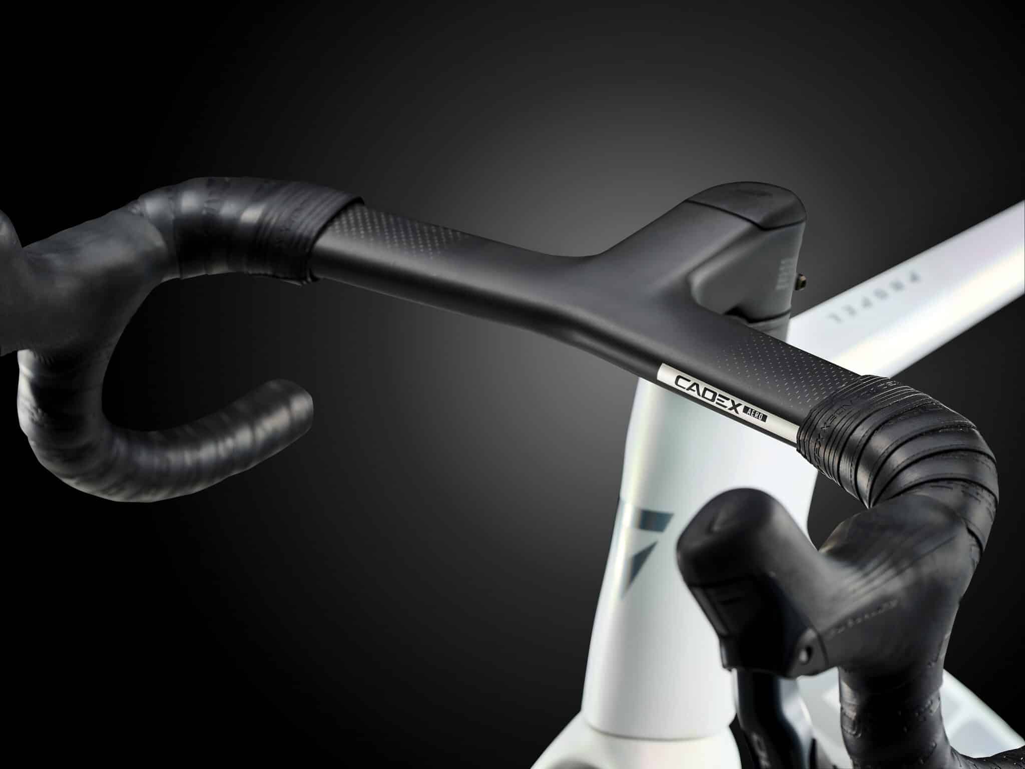 Top Vélo | Cockpit Aero Cadex 2026 Avant scaled Top Vélo | Cockpit Aero Cadex 2026 Avant scaled