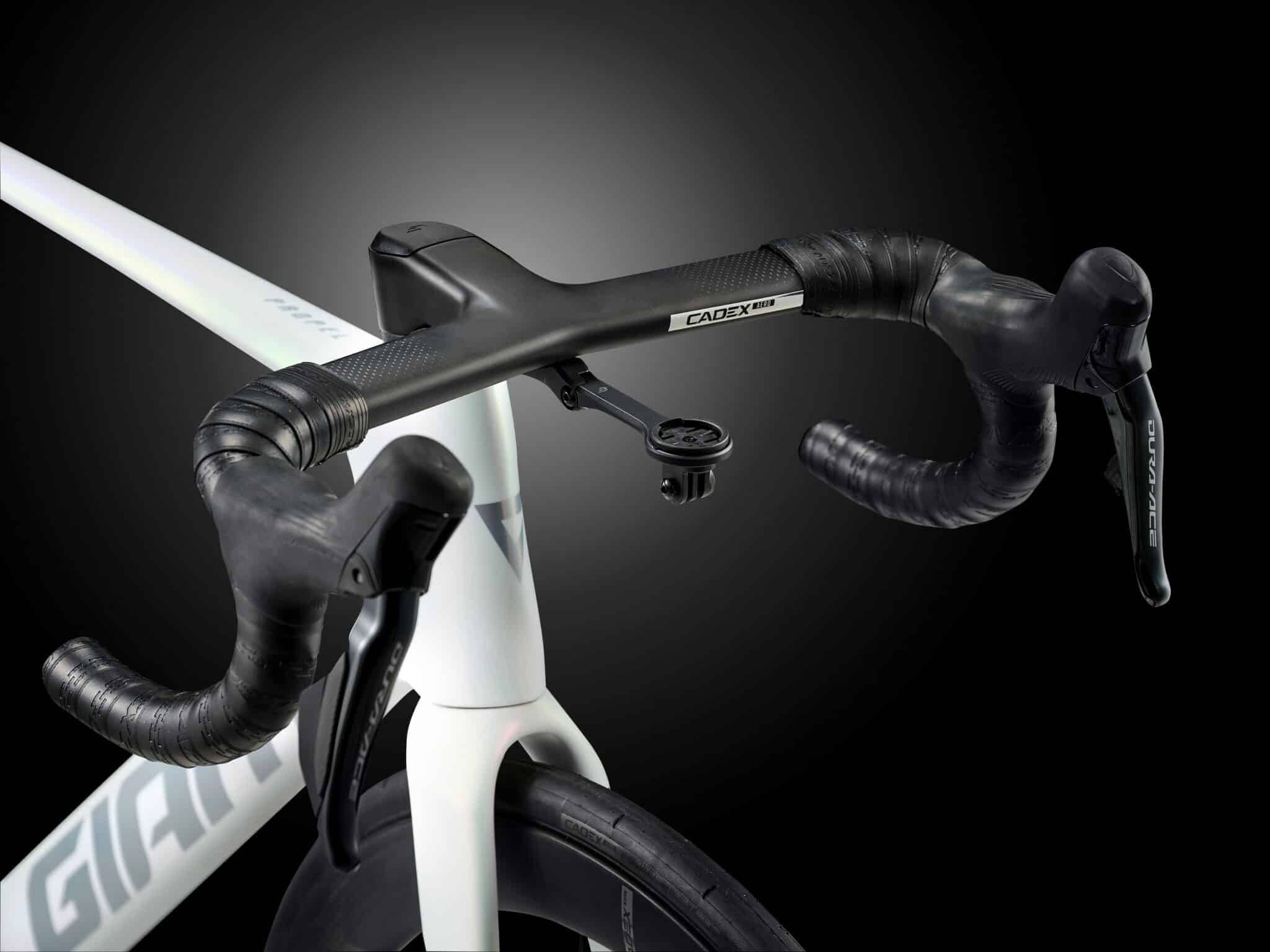 Top Vélo | Cockpit Aero Cadex 2026 Perspective scaled Top Vélo | Cockpit Aero Cadex 2026 Perspective scaled