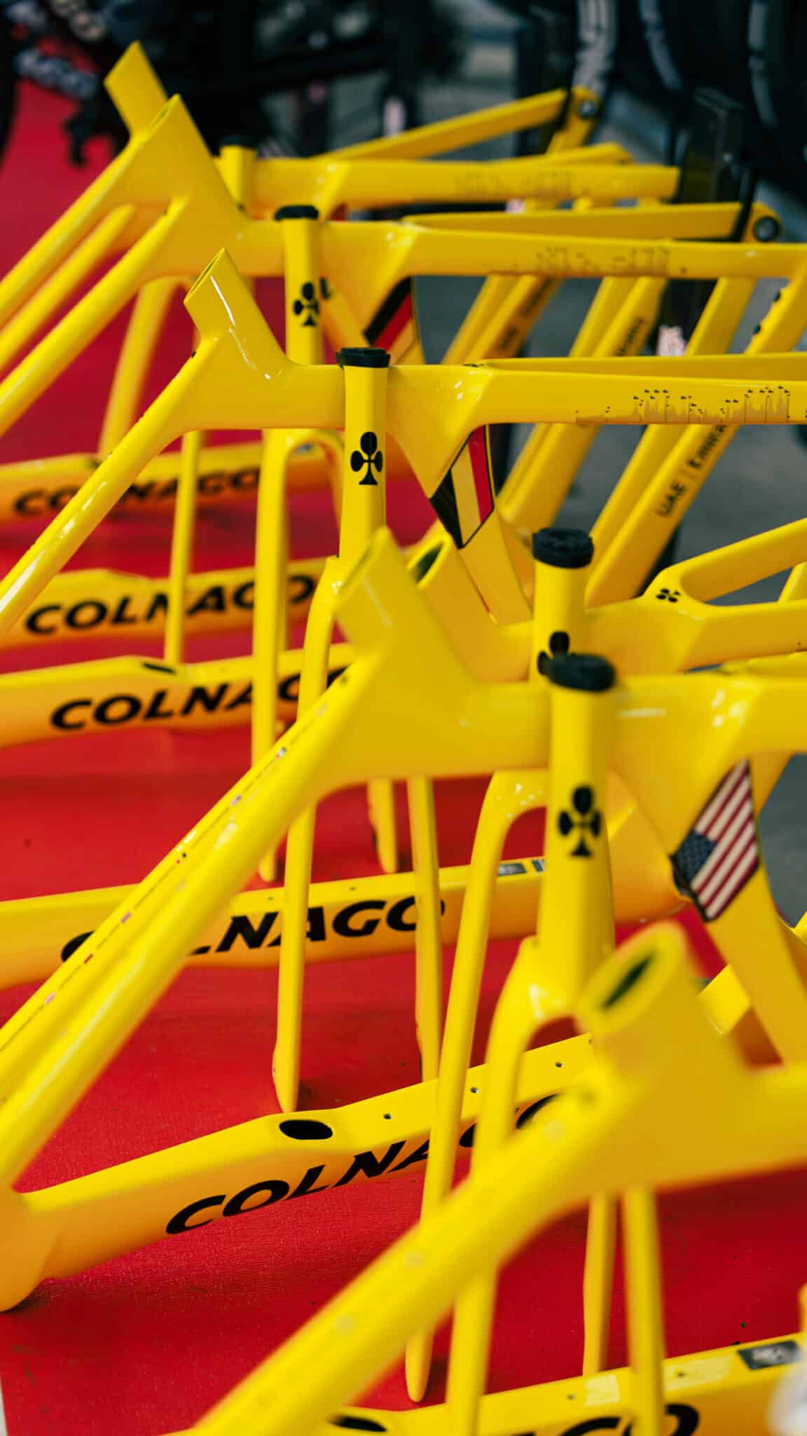 Top Vélo | Colnago Y1RS JAUNE PARIS TDF 2 scaled Top Vélo | Colnago Y1RS JAUNE PARIS TDF 2 scaled