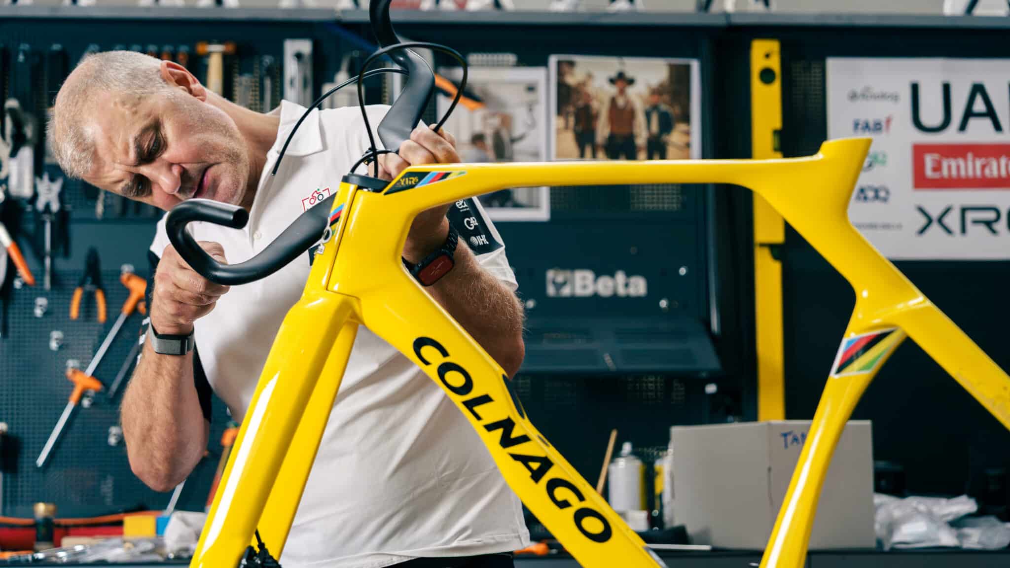 Top Vélo | Colnago Y1RS JAUNE PARIS TDF 5 scaled Colnago Y1RS JAUNE PARIS TDF -5