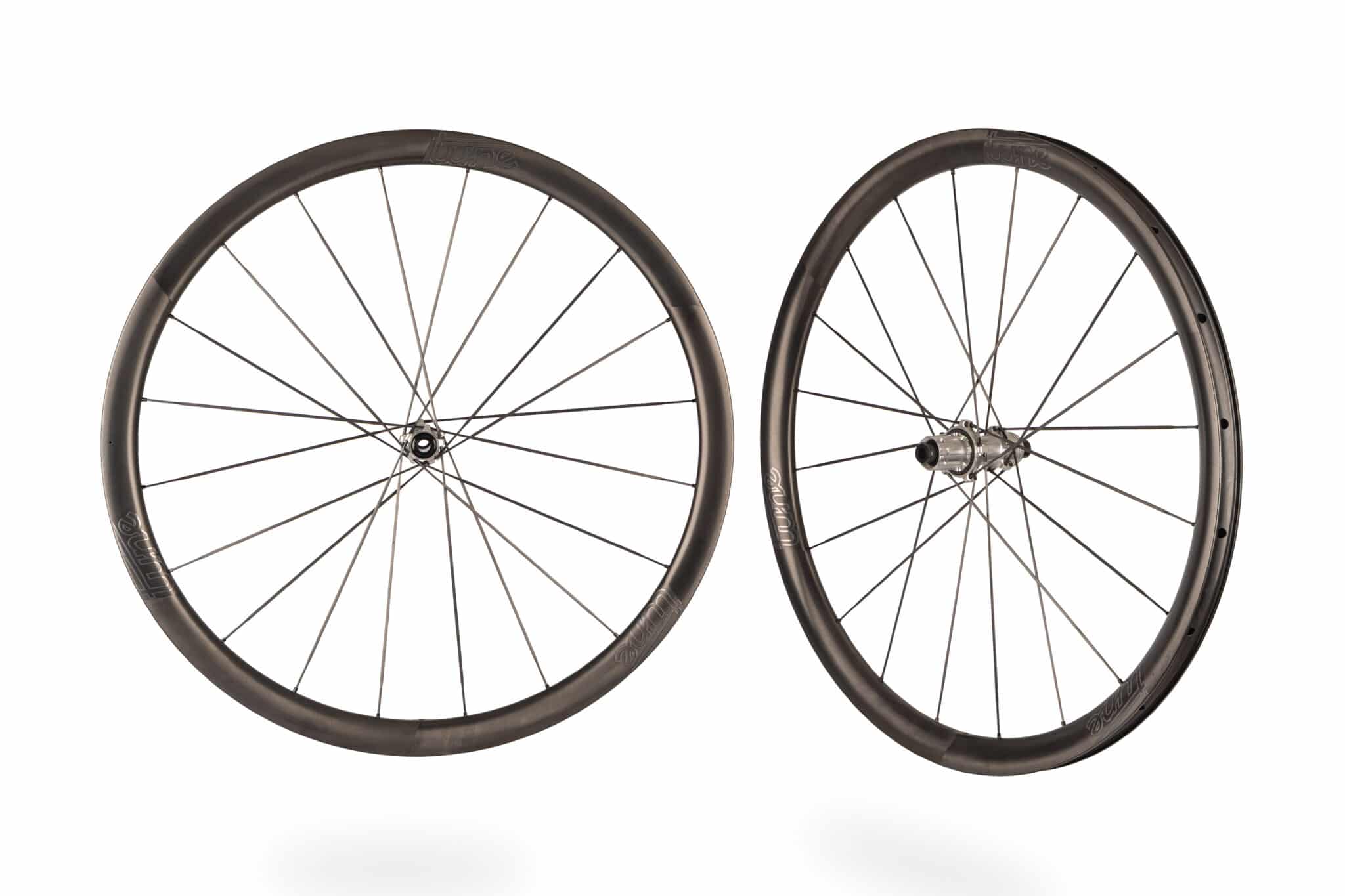 Top Vélo | Tune Nano CS 35 Silver edited scaled Top Vélo | Tune Nano CS 35 Silver edited scaled