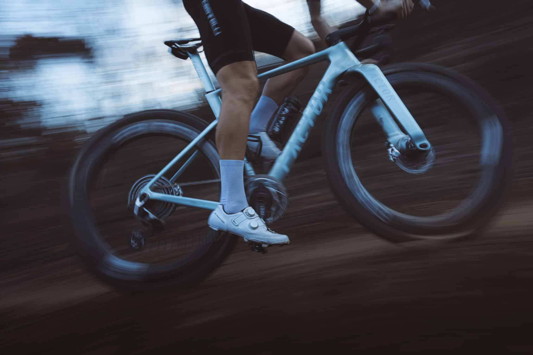 Top Vélo | Factor Elara Gravel 2026 Transmission scaled