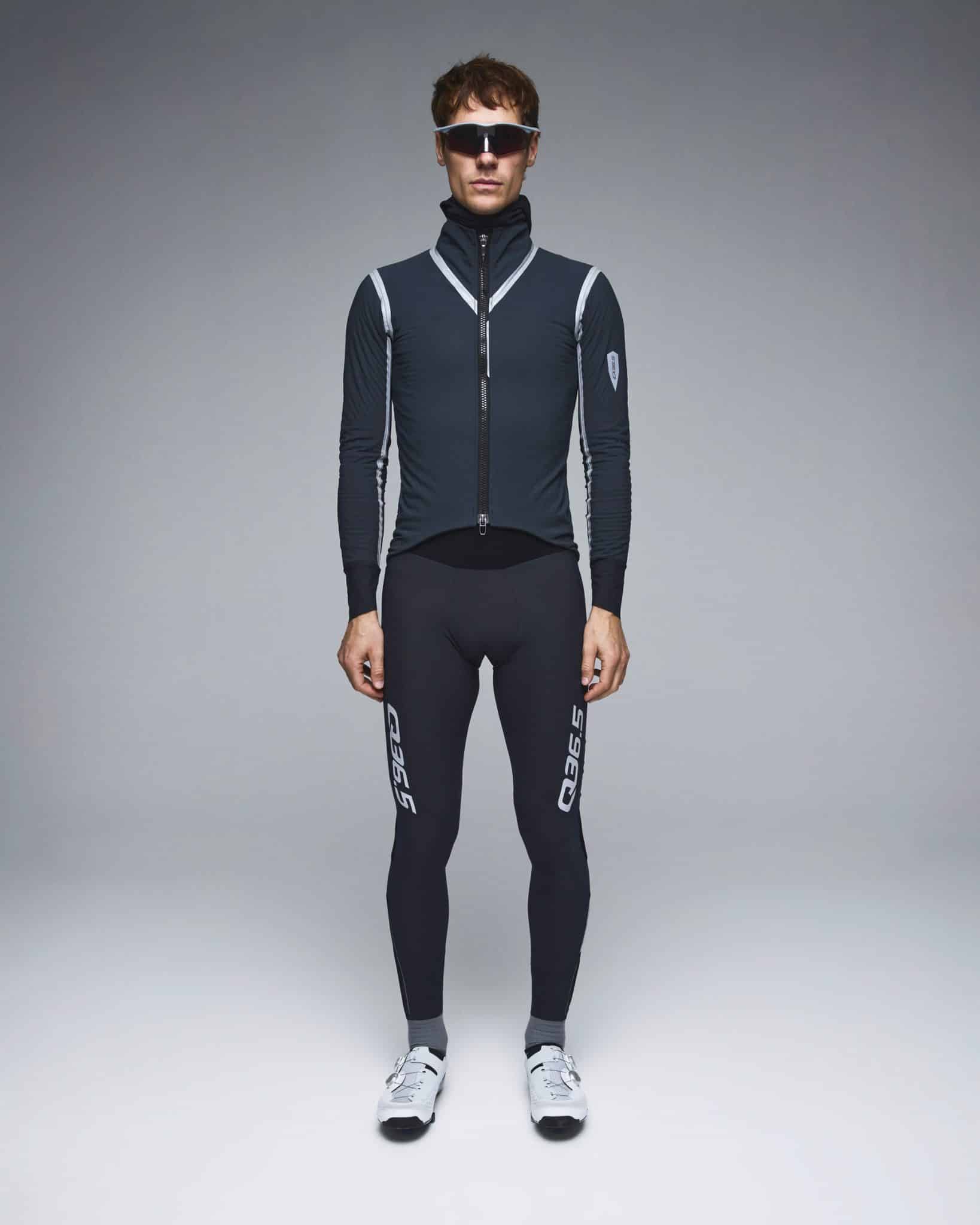 Top Vélo | Q36.5 Vampire Jacket Hooded 3 scaled Top Vélo | Q36.5 Vampire Jacket Hooded 3 scaled